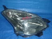 Фара TOYOTA RACTIS 1NZFE NCP100