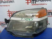 Фара TOYOTA VOXY AZR60G