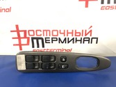 Блок управления стеклоподъемниками TOYOTA ALTEZZA GXE10